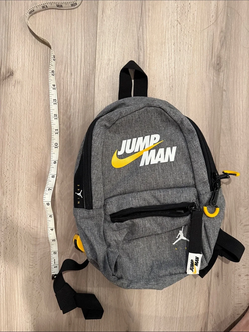 Jump compact backpack